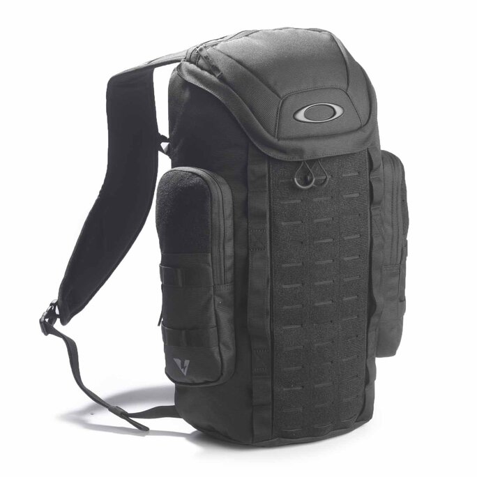 Oakley - Link Pack Miltac  Hydration Backpack - Military & Gov't  Discounts | GovX