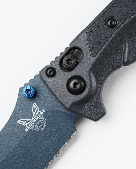 Benchmade - Mini Adira Knife - Military & Gov't Discounts | GOVX
